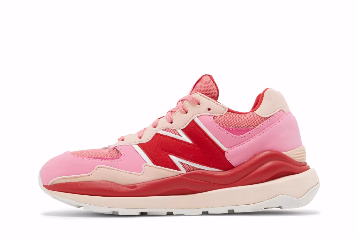 New Balance 57/40 Big Kid Vibrant Pink Team Red, view 4