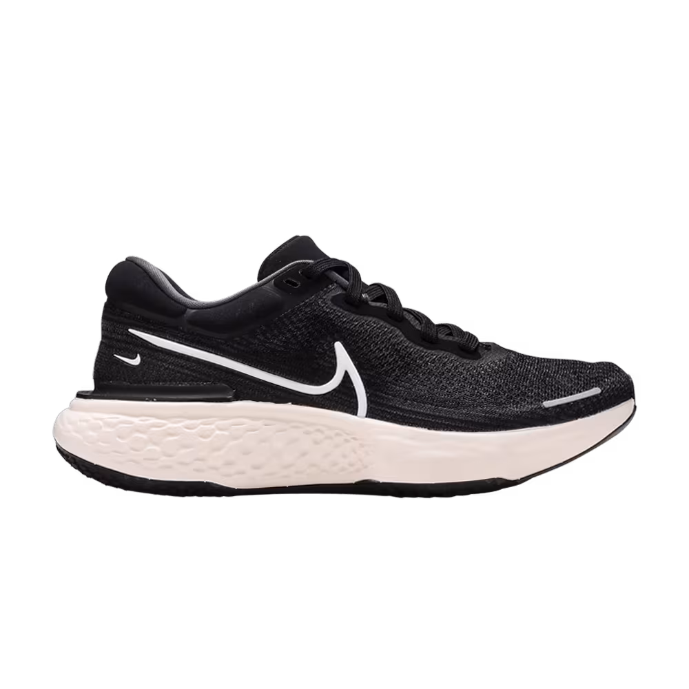 Nike Women's ZoomX Invincible Run Flyknit Black White