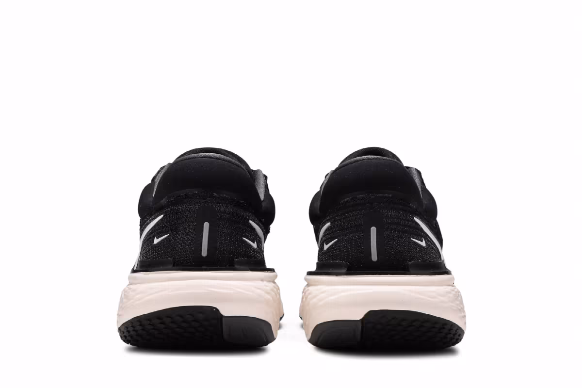 Nike Women's ZoomX Invincible Run Flyknit Black White, view 7