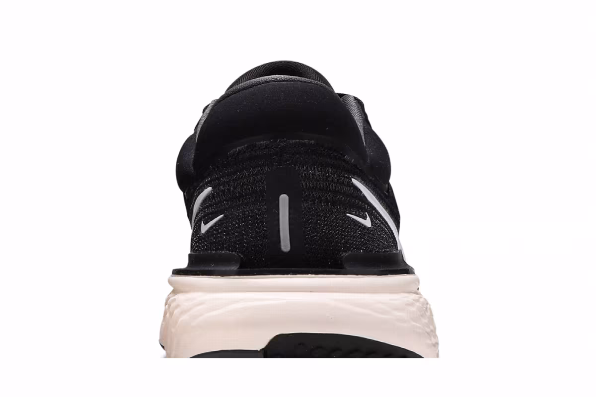 Nike Women's ZoomX Invincible Run Flyknit Black White, view 8