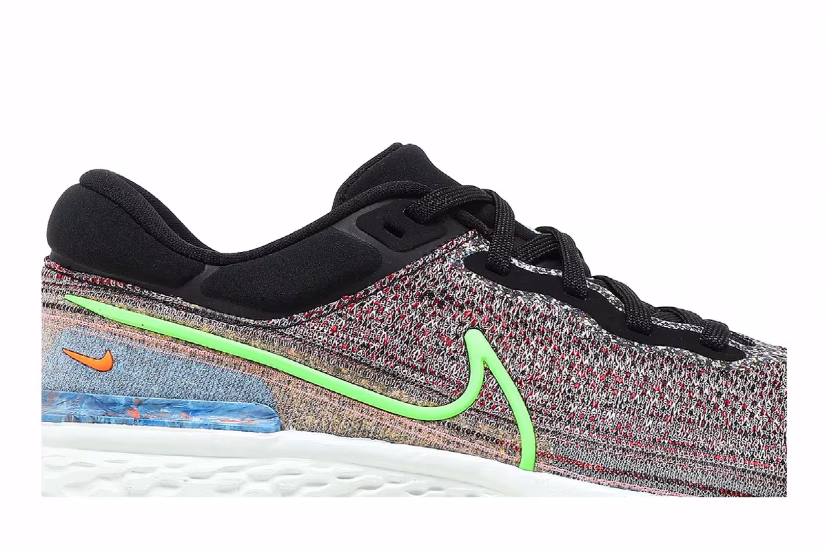 Nike ZoomX Invincible Run Flyknit Exeter Edition, view 3