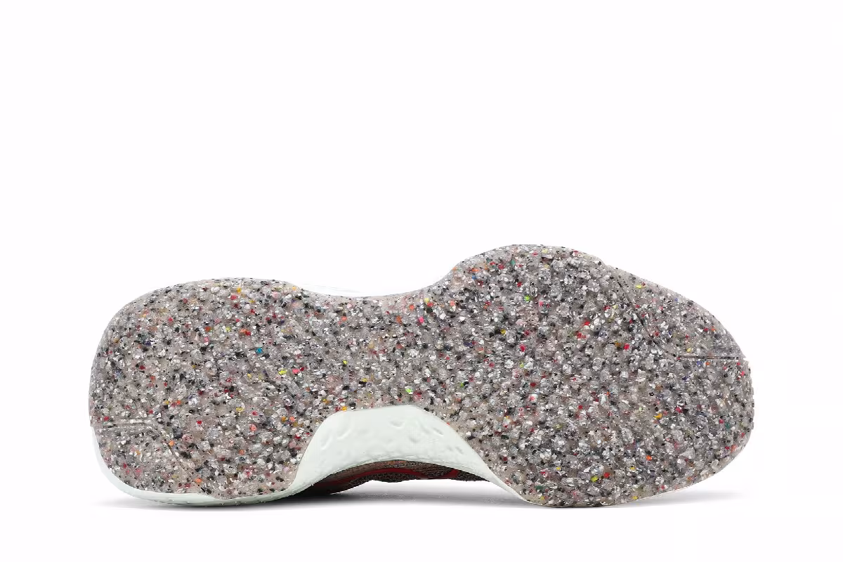 Nike ZoomX Invincible Run Flyknit Exeter Edition, view 5