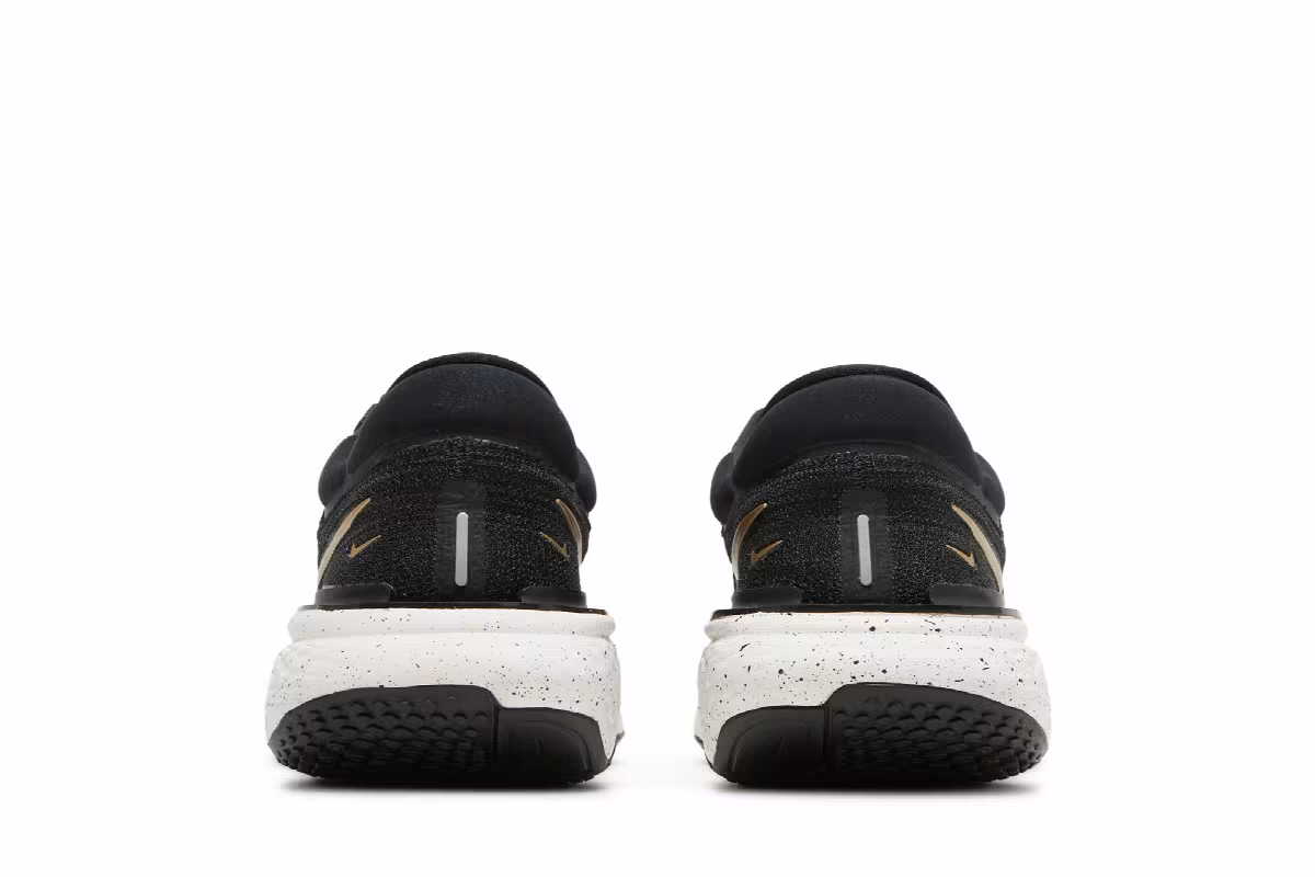 Nike Women's ZoomX Invincible Run Flyknit Black Metallic Gold, view 7