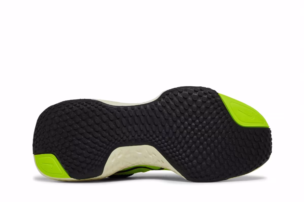 Nike ZoomX Invincible Run Flyknit Volt, view 5