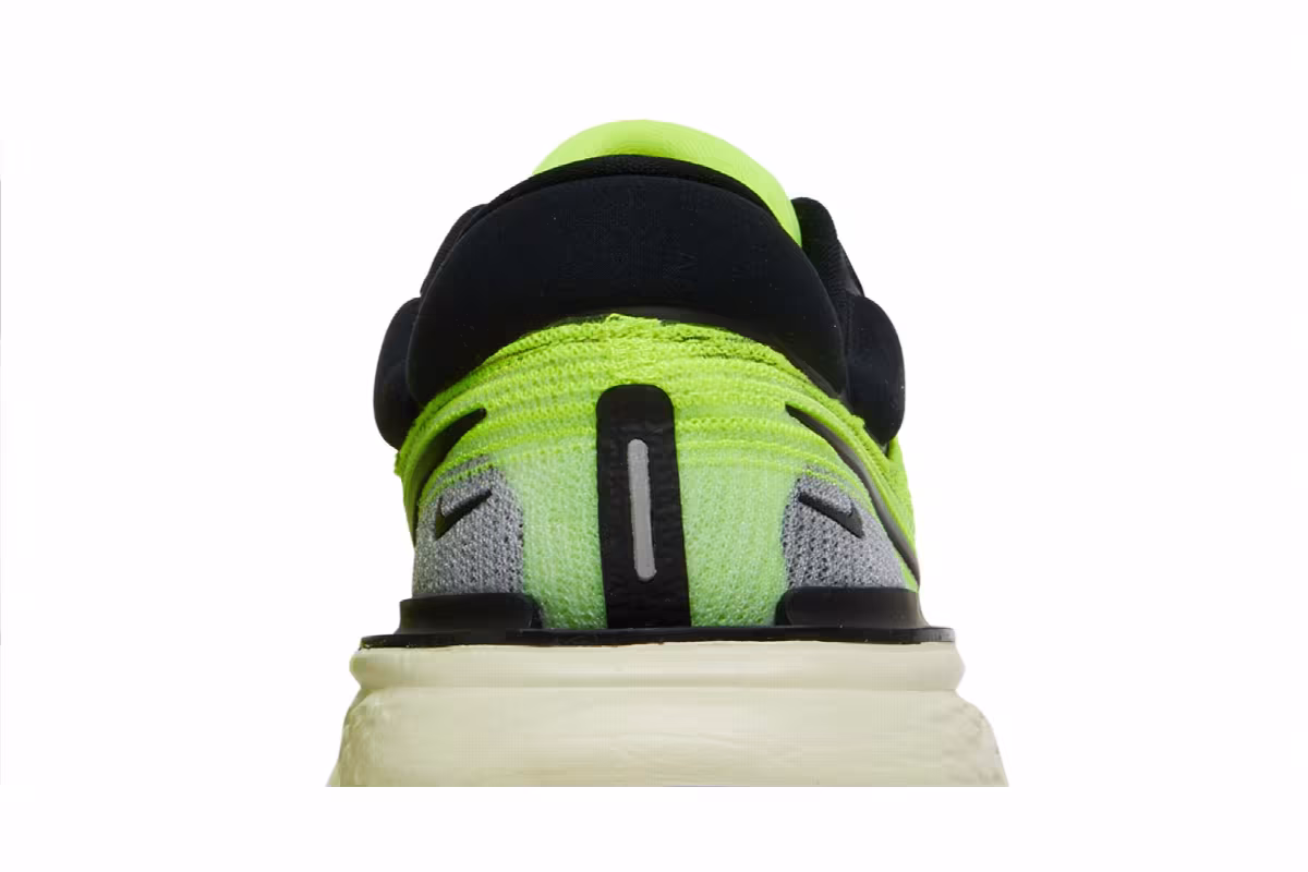 Nike ZoomX Invincible Run Flyknit Volt, view 8