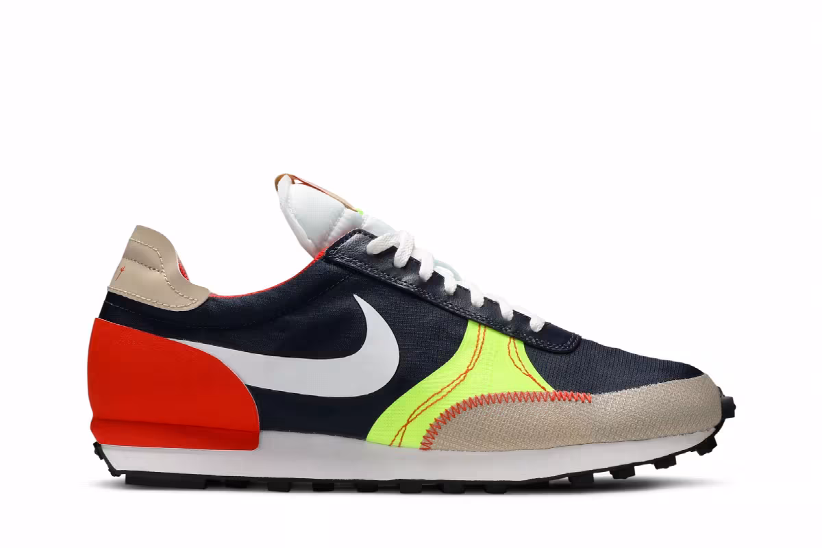 Nike Daybreak Type SE Obsidian Volt, view 2