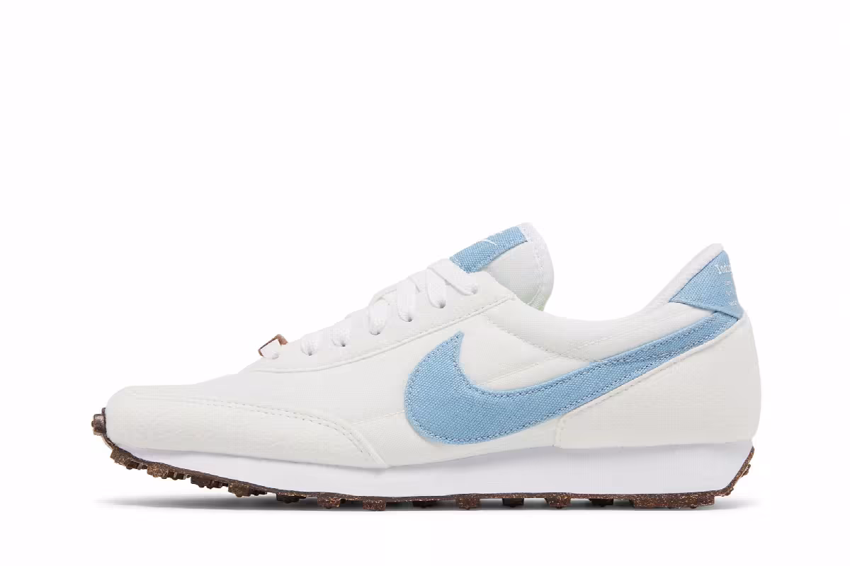 Nike Women's Daybreak SE Indigo, view 4