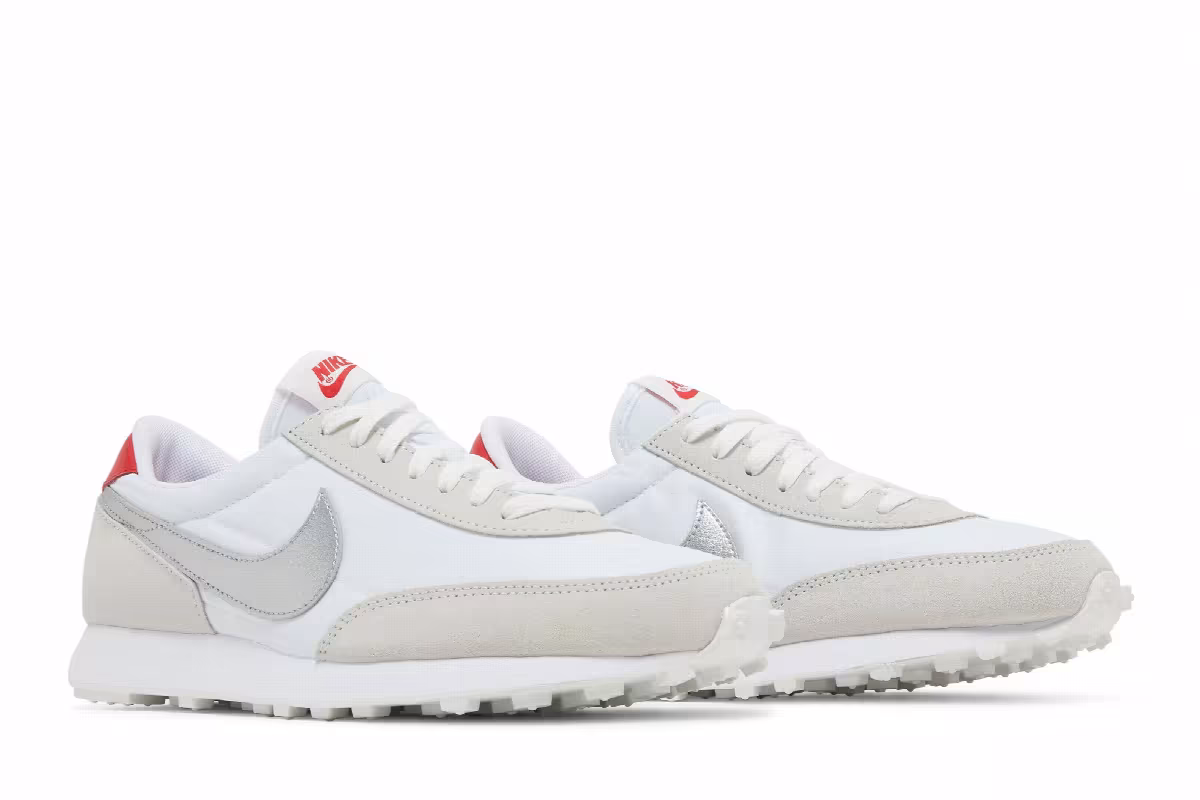 Nike Women's Daybreak Summit White Metallic Silver, view 9