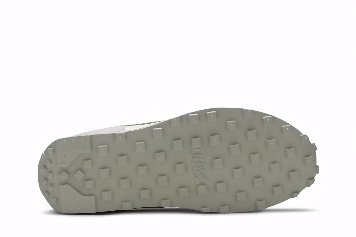 Nike Women's Daybreak White Electric Green, view 5