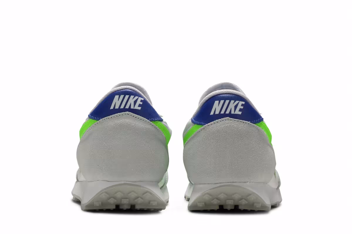Nike Women's Daybreak White Electric Green, view 7