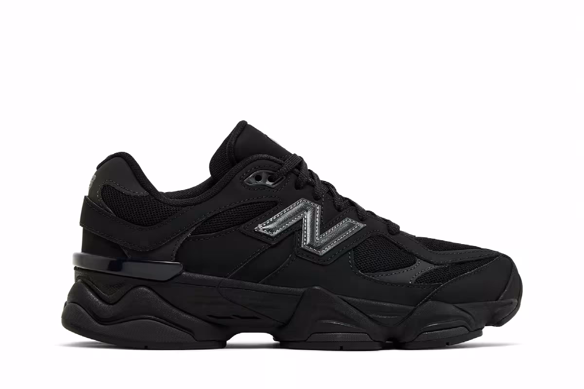 New Balance 9060 Big Kid Black Cat, view 2
