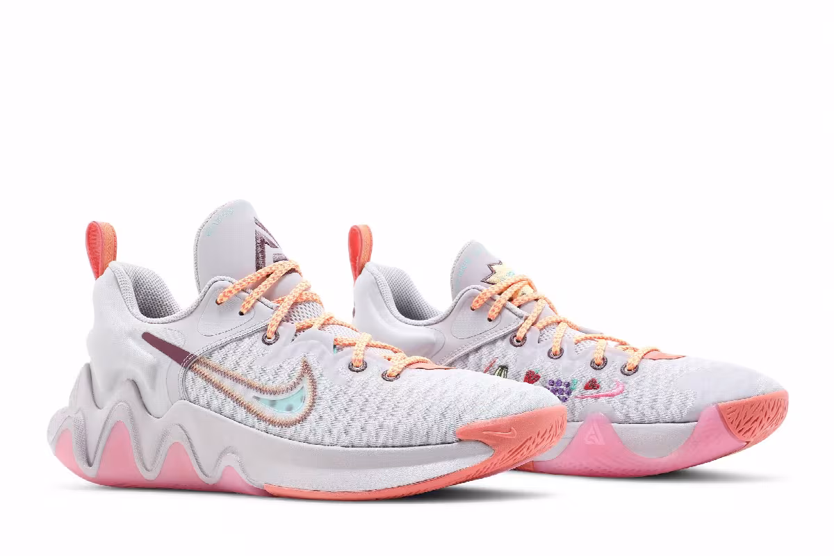 Nike Giannis Immortality Force Field, view 9