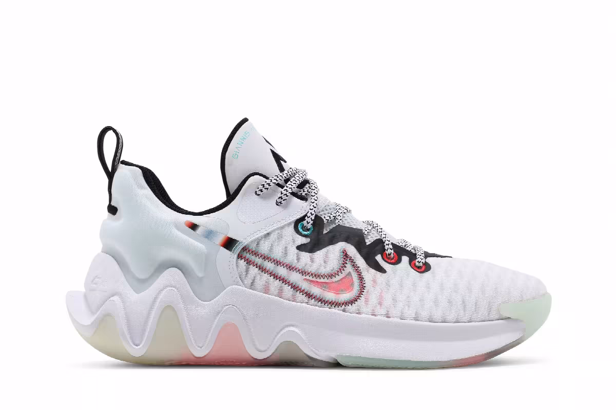 Nike Giannis Immortality Force Field, view 2