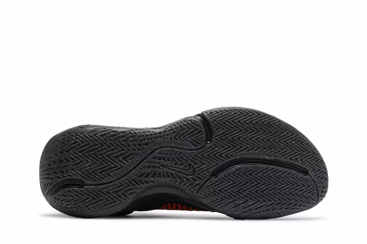 Nike Giannis Immortality Force Field, view 5