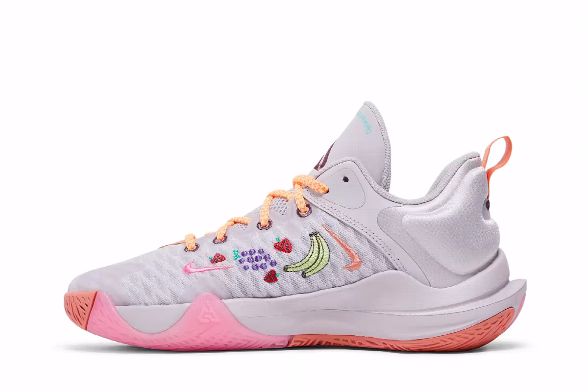 Nike Giannis Immortality GS Force Field, view 4