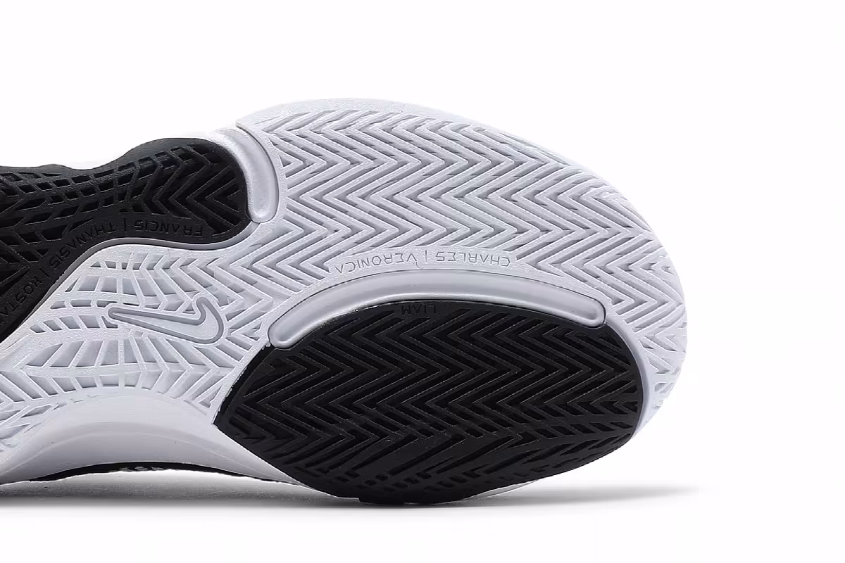 Nike Giannis Immortality GS Black Volt, view 6