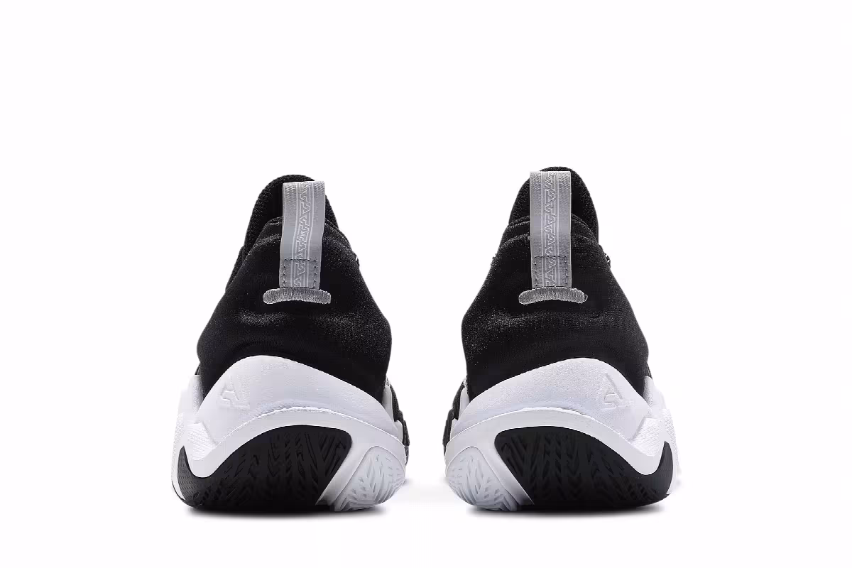 Nike Giannis Immortality GS Black Volt, view 7
