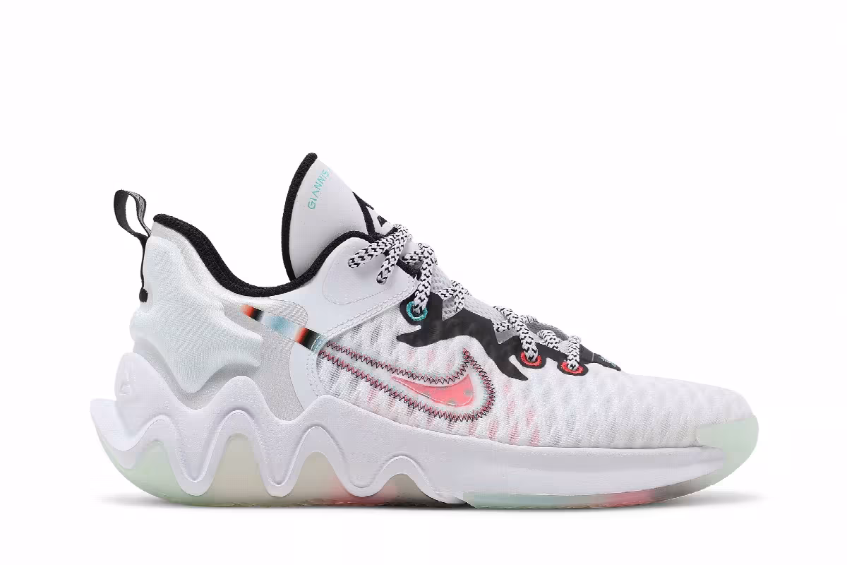 Nike Giannis Immortality GS Force Field, view 2