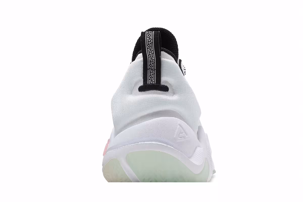 Nike Giannis Immortality GS Force Field, view 8