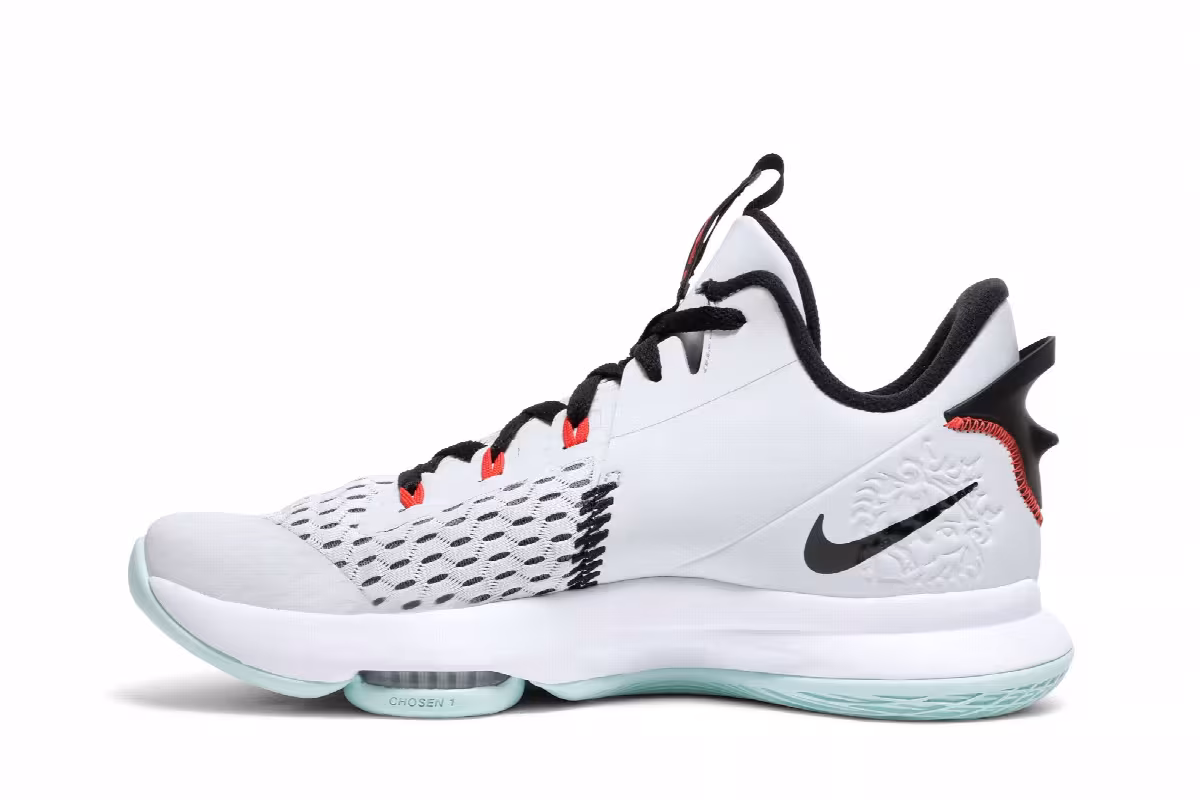 Nike LeBron Witness 5 Pure Platinum Light Dew, view 4