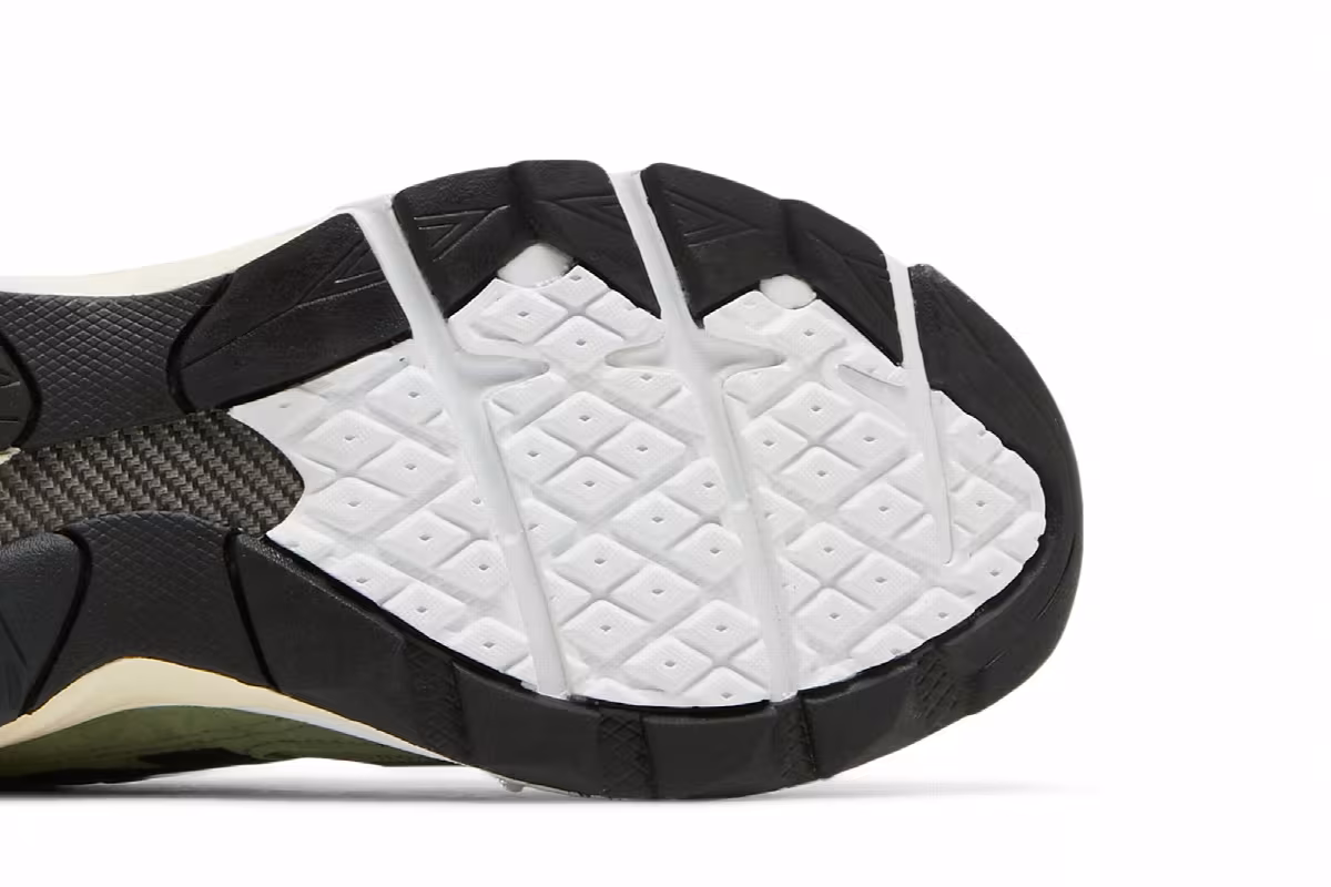JJJJound x New Balance 990v3 Made in USA Olive, view 6
