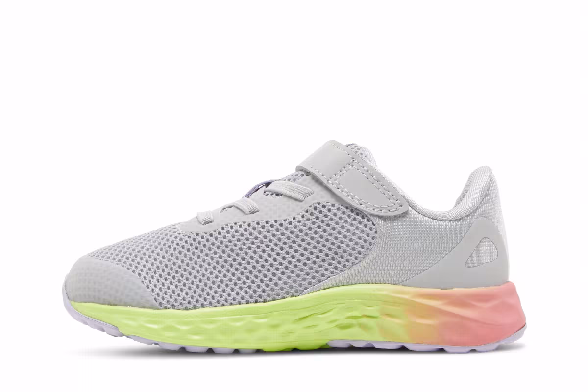 New Balance Fresh Foam Arishi v4 Bungee Lace Toddler Wide Light Aluminum Rainbow, view 4