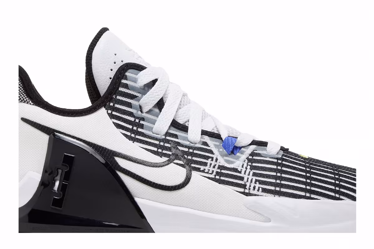 Nike LeBron Witness 6 GS White Persian Violet, view 3