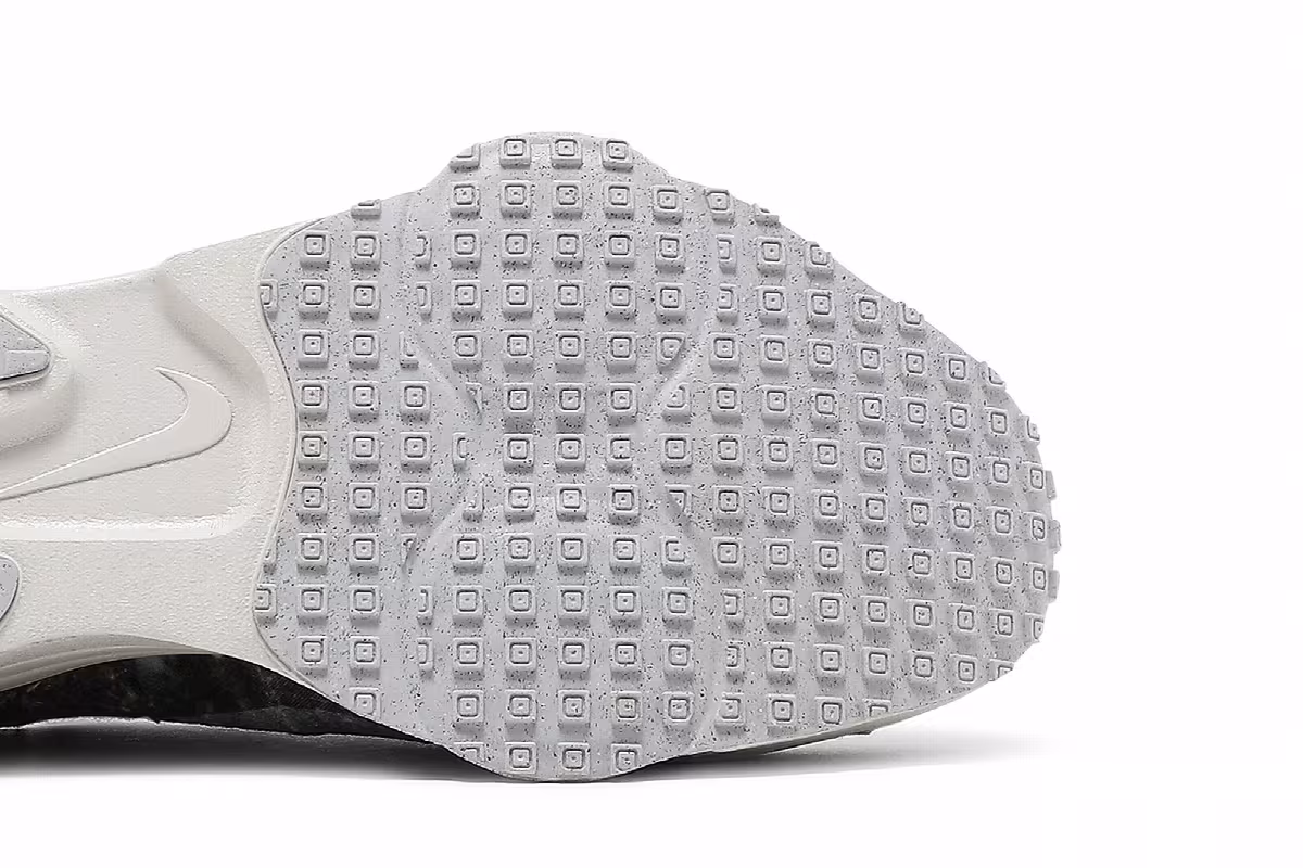 Nike Women's Air Zoom-Type SE Recycled, view 6
