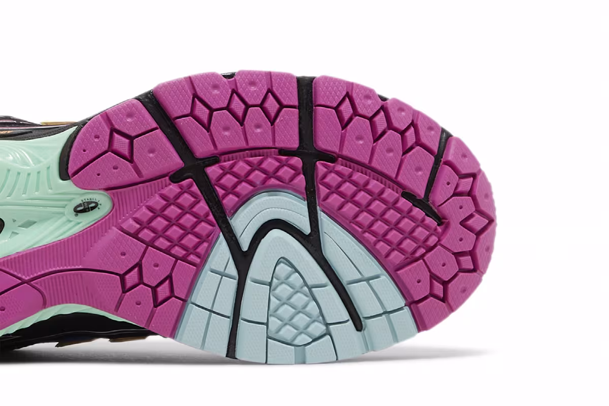 New Balance 1906R Neon Nights Pack, view 6