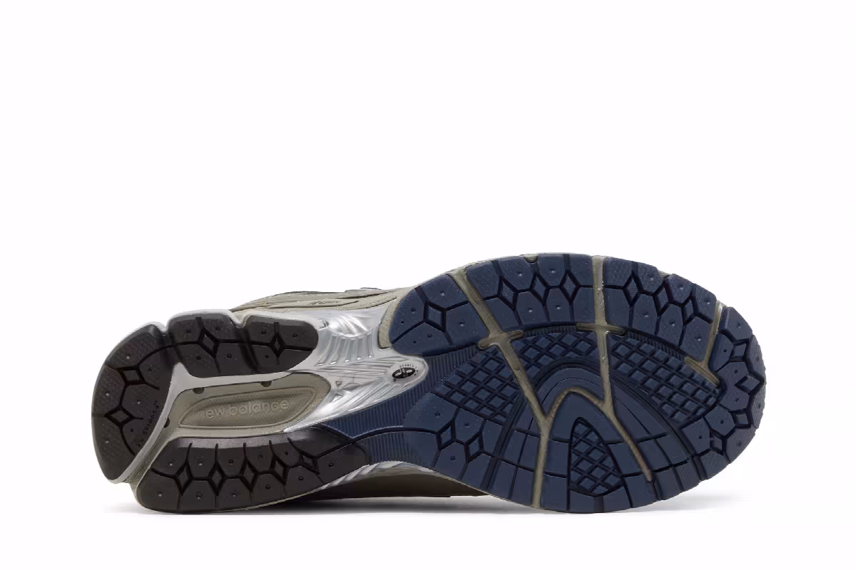 New Balance 1906R Castlerock Natural Indigo, view 5