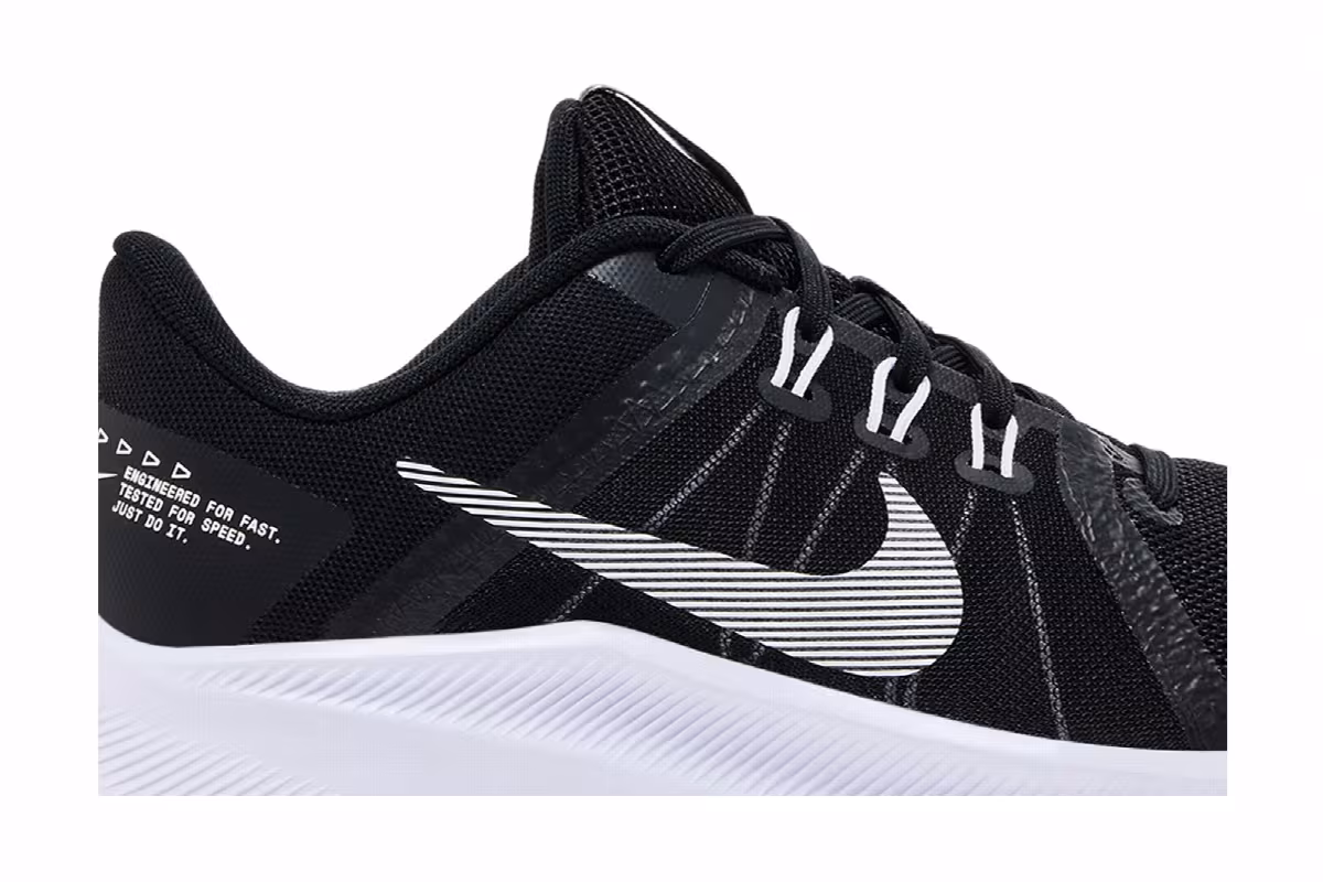 Nike Women's Quest 4 Black White, view 3