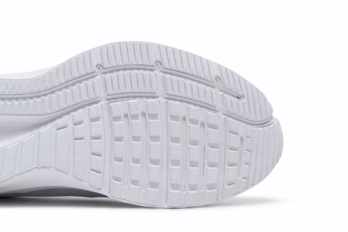 Nike Women's Quest 4 White Photon Dust, view 6