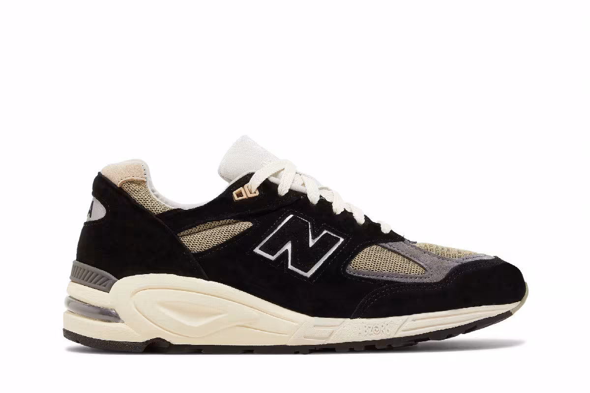 Teddy Santis x New Balance 990v2 Made in USA Black, view 2