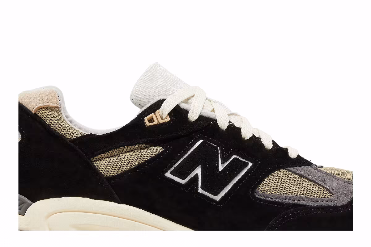 Teddy Santis x New Balance 990v2 Made in USA Black, view 3