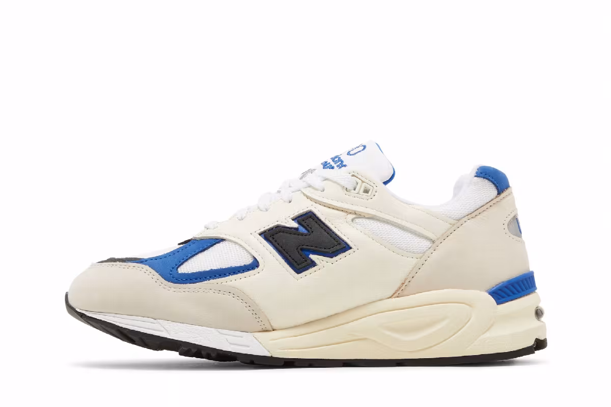 Teddy Santis x New Balance 990v2 Made in USA White Blue, view 4