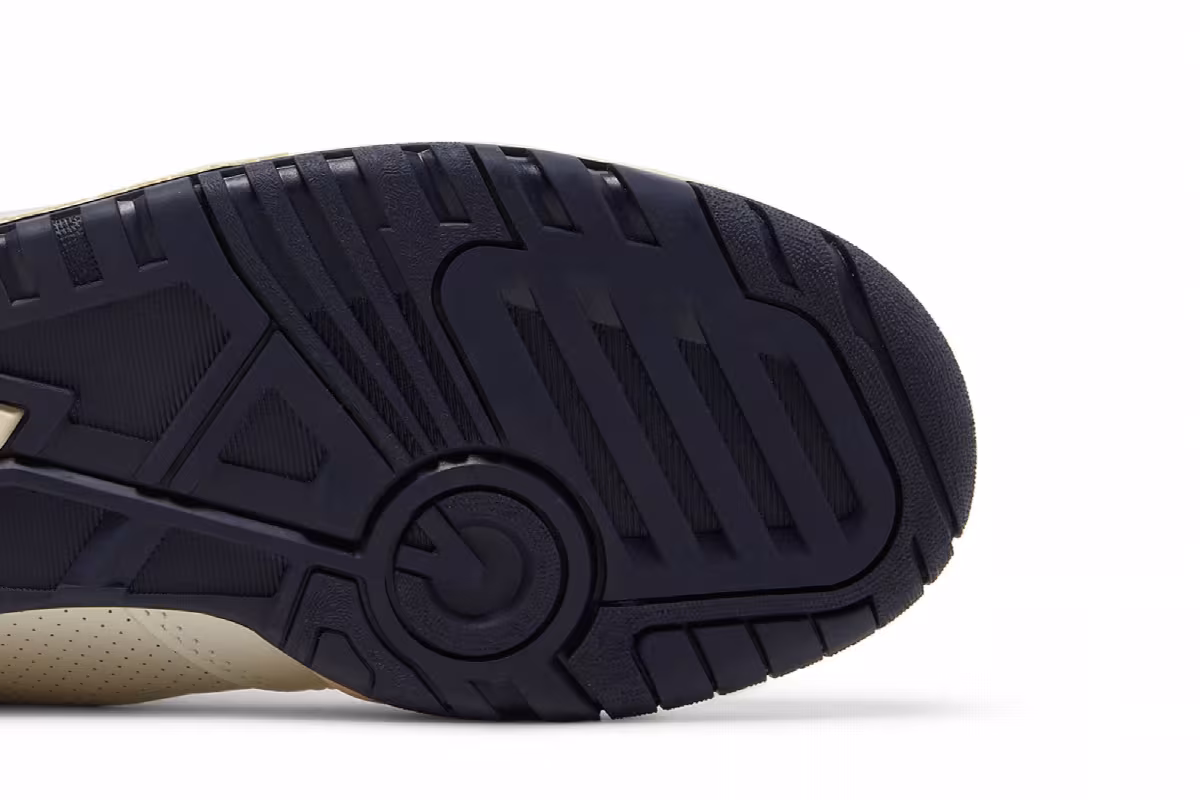 Aimé Leon Dore x New Balance 650R Navy, view 6