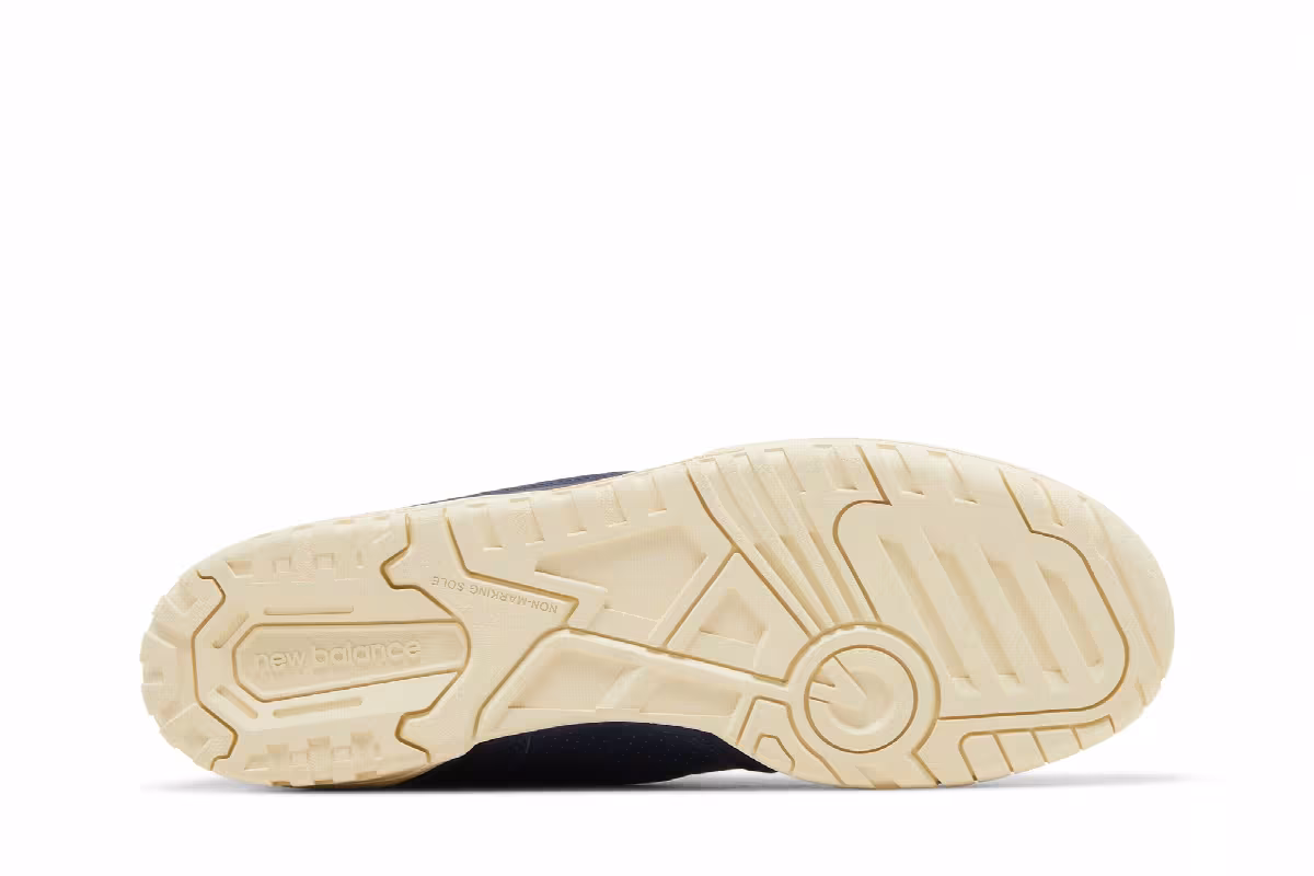 Aimé Leon Dore x New Balance 650R Navy Grey, view 5