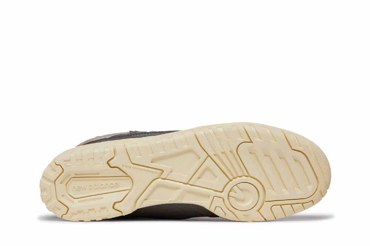 Aimé Leon Dore x New Balance 650R Grey, view 5