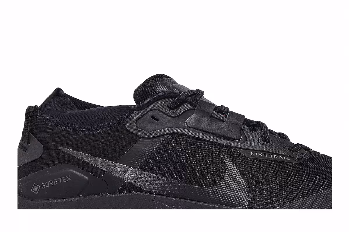 Nike Pegasus Trail 3 GTX Triple Black, view 3