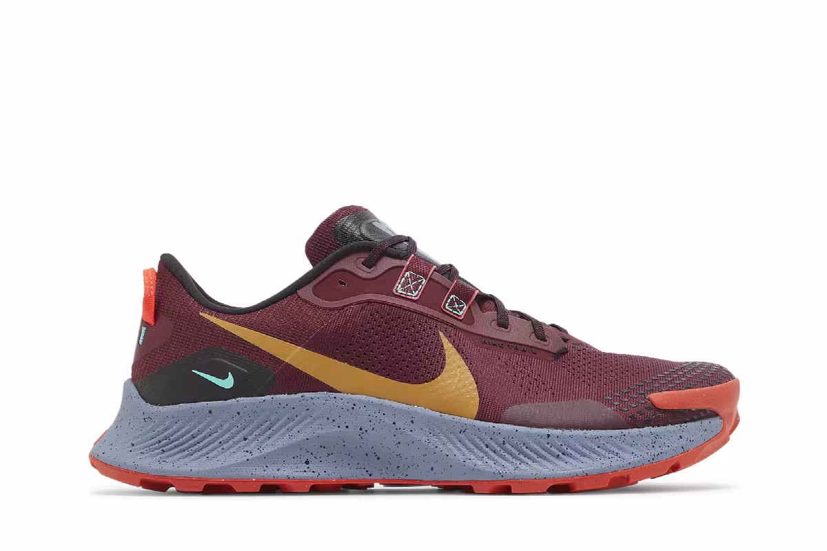 Nike Pegasus Trail 3 Dark Beetroot, view 2