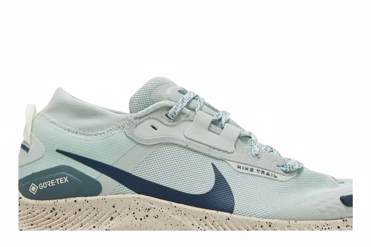 Nike Women's Pegasus Trail 3 GTX Seafoam, view 3