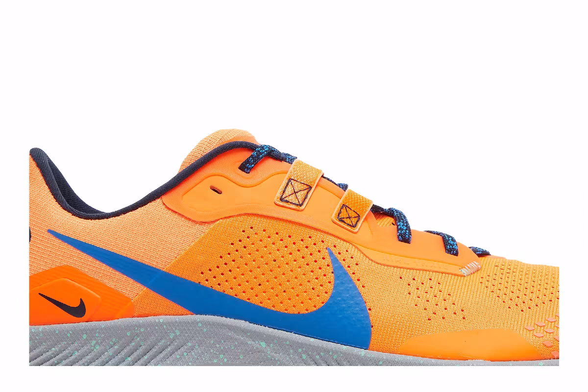 Nike Pegasus Trail 3 Total Orange, view 3