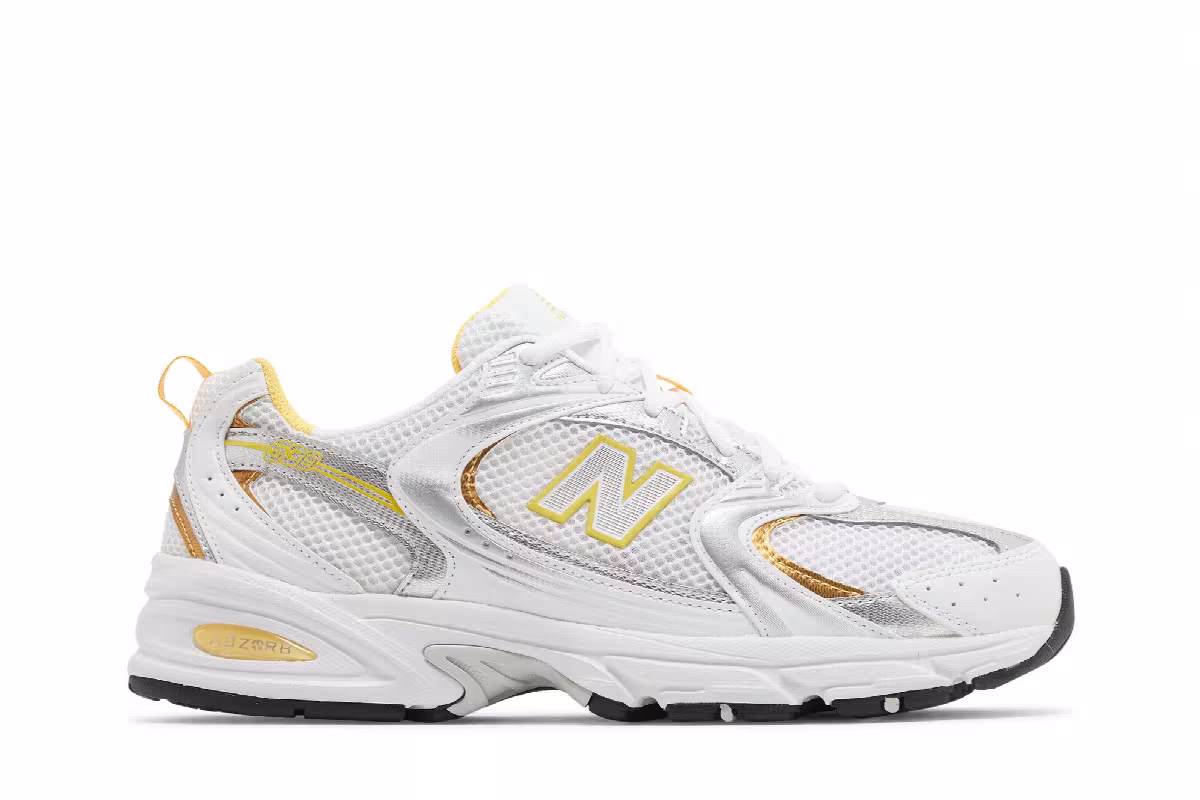 New Balance 530 White Vibrant Apricot, view 2