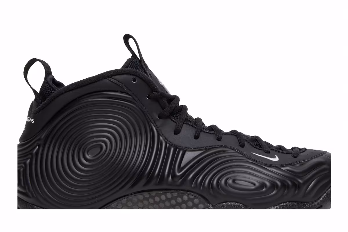 Comme des Garçons Homme Plus x Nike Air Foamposite One Black, view 3