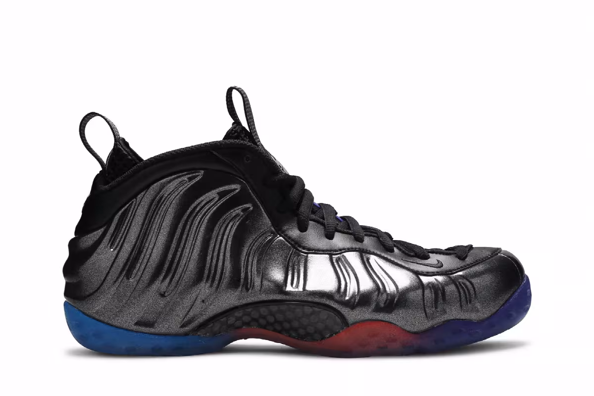 Nike Air Foamposite One QS Gradient Soles, view 2