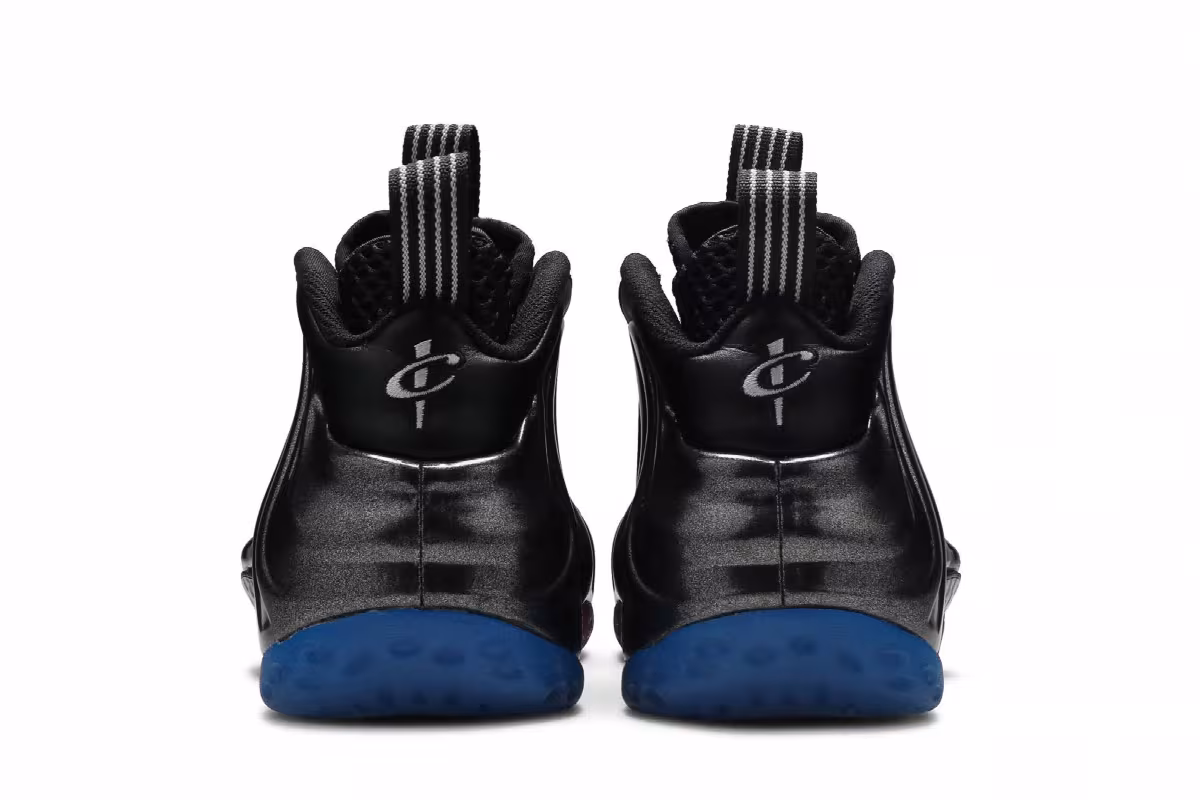 Nike Air Foamposite One QS Gradient Soles, view 7