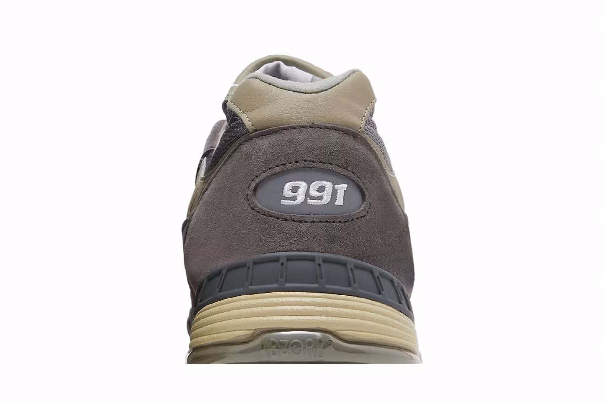 Dover Street Market x New Balance 991 Made in England 40th Anniversary, view 8