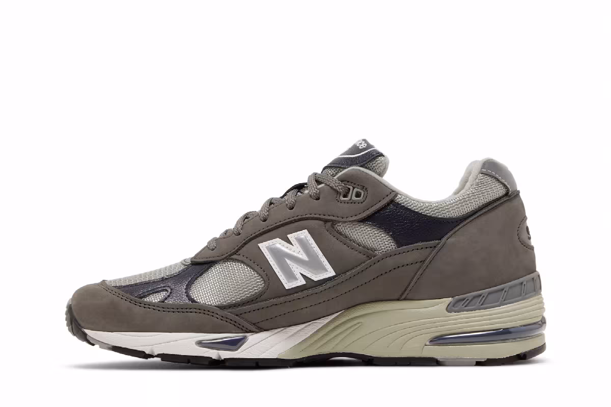 New Balance 991 Made in England Castlerock Navy, view 4