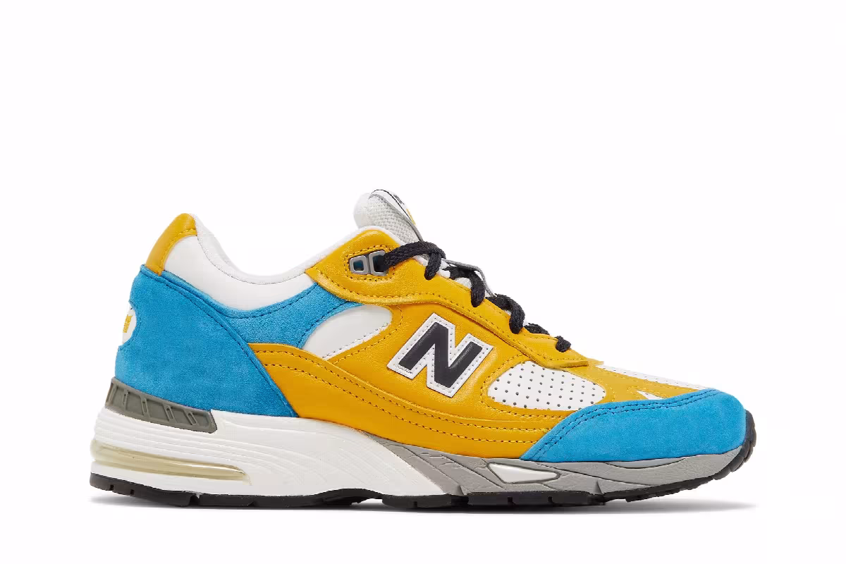 Sneakersnstuff x New Balance Women's 991 Made in England Blue Yellow, view 2