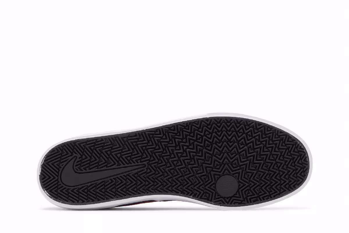 Nike Chron 2 SB Black University Red, view 5